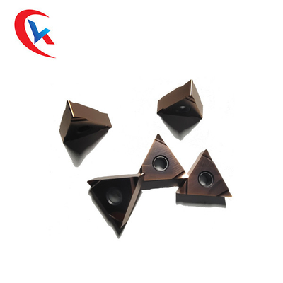 O carboneto de tungstênio triangular do CNC introduz o revestimento com furo cilíndrico