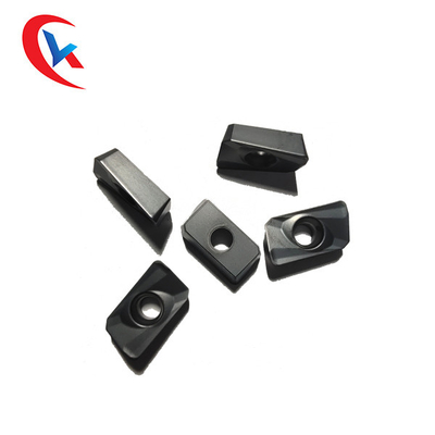 A trituração contínua do carboneto de tungstênio introduz o revestimento de gerencio de PVD para inserções do carboneto de tungstênio do CNC