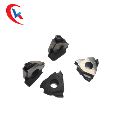 O carboneto da série de TGF que sulca ferramentas de gerencio do torno do CNC introduz o carboneto que sulca inserções
