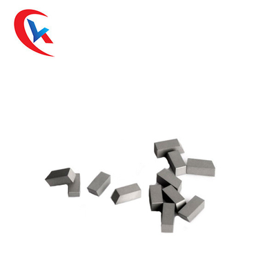 A ferramenta afiada do Woodworking do carboneto de tungstênio viu o desgaste da cabeça 89,50 HRA - resistente