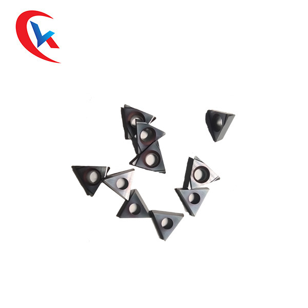 A inserção do corte do carboneto de tungstênio de TPGH090204L para a perfuração introduz ferramentas de gerencio fazendo à máquina do torno de aço inoxidável do CNC